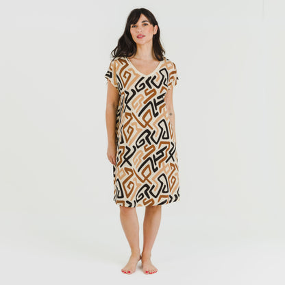 Vestido Domeka marrom crepe com mangas fluidas - preto