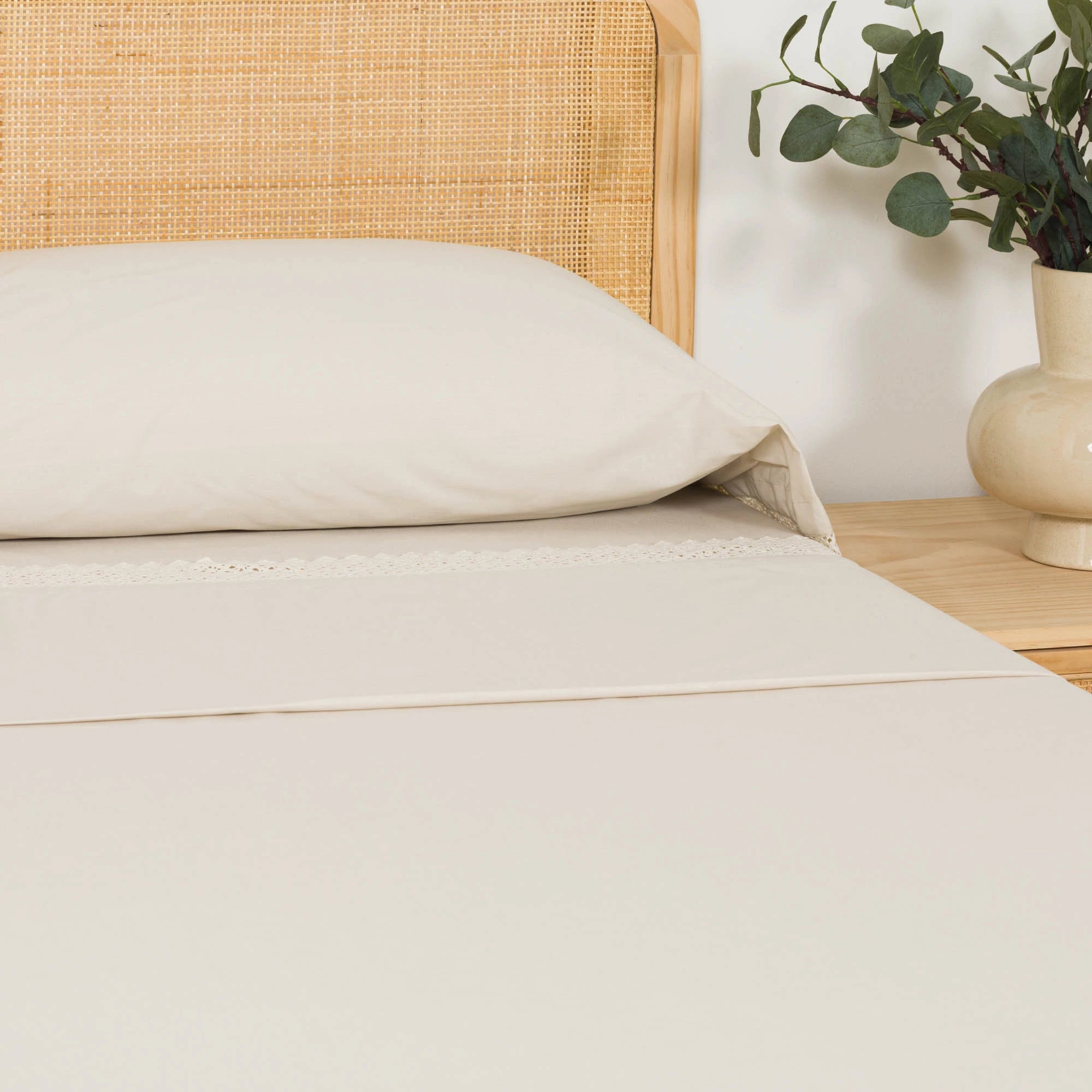 Jogo de lençóis de algodão liso com apliques