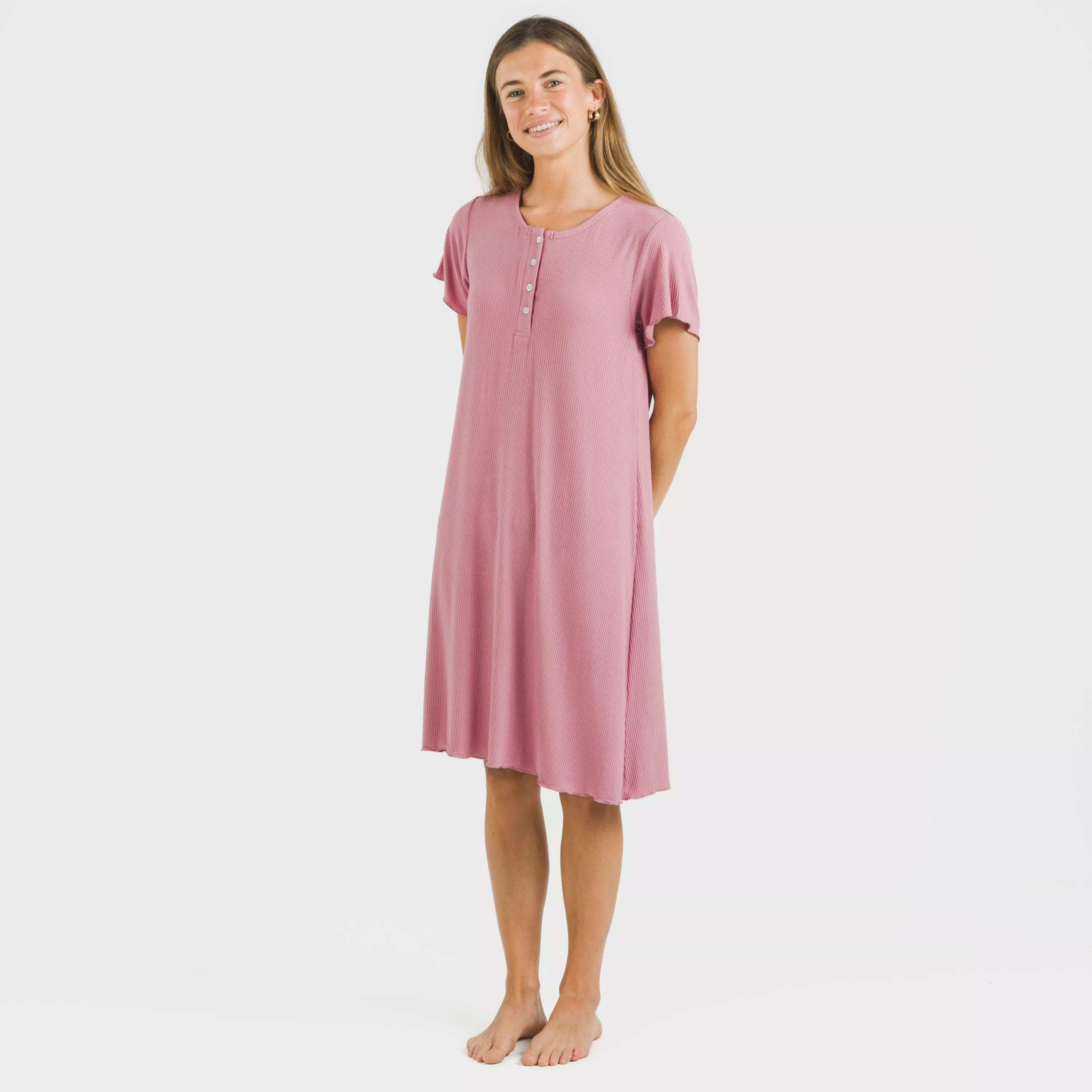 Blusa de manga curta em viscose canelada lisa