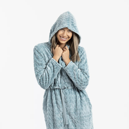 Robe de veludo Devoré liso com capuz.