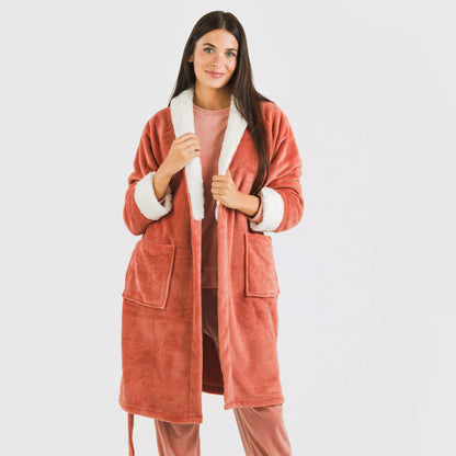 Bata terciopelo sherpa