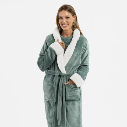 Bata terciopelo sherpa