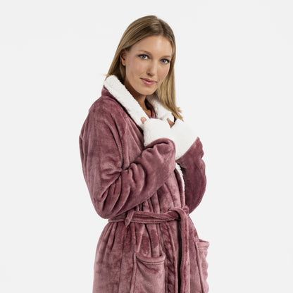 Bata terciopelo sherpa