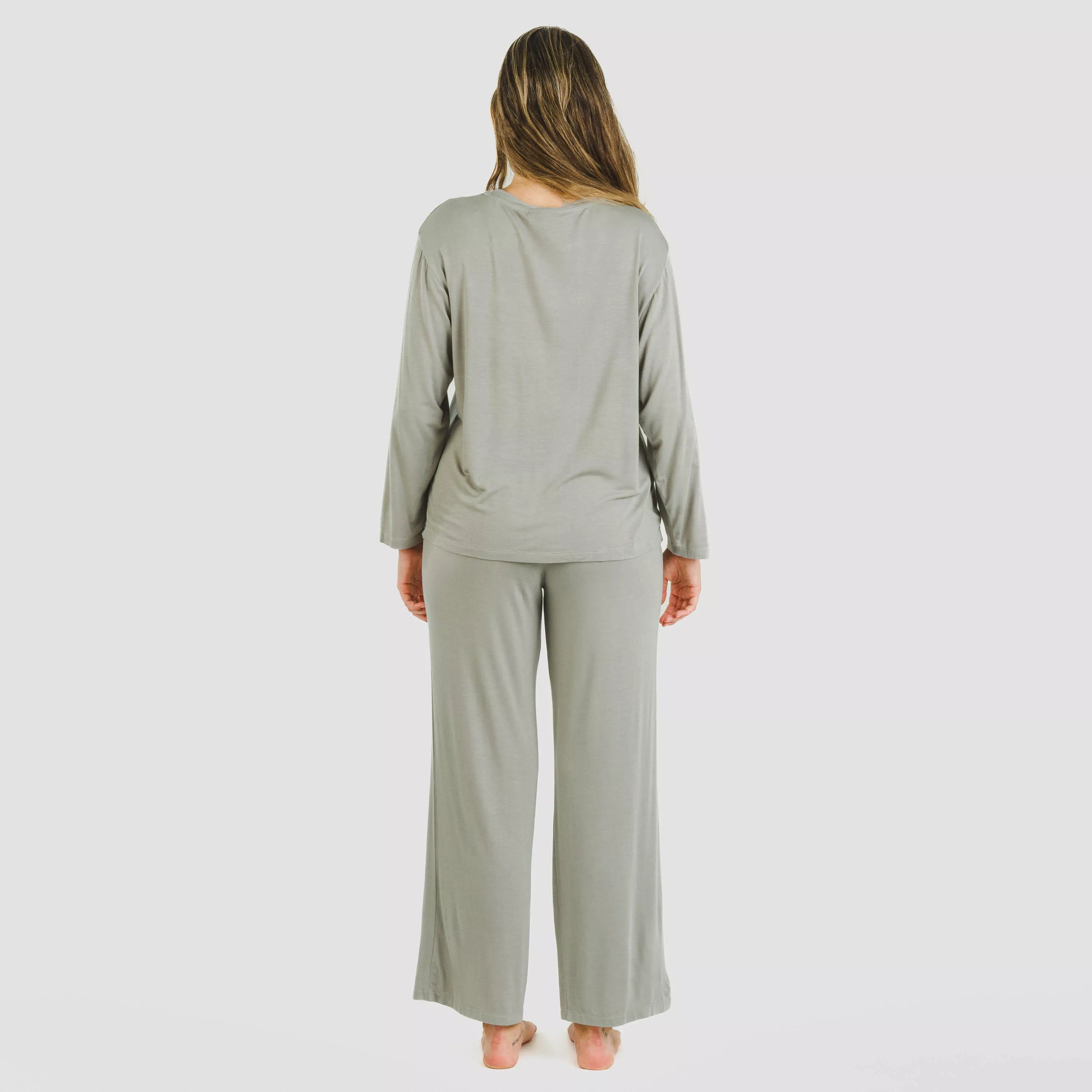 Pijama feminino longo liso de viscose