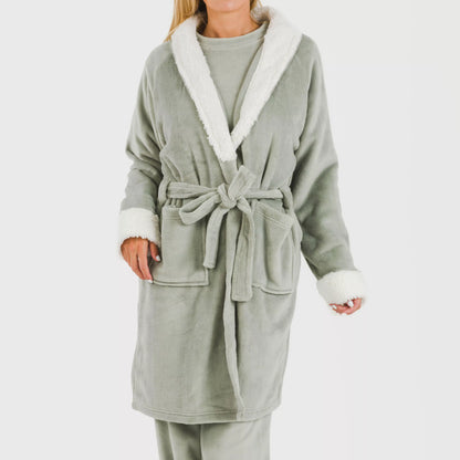 Bata terciopelo sherpa