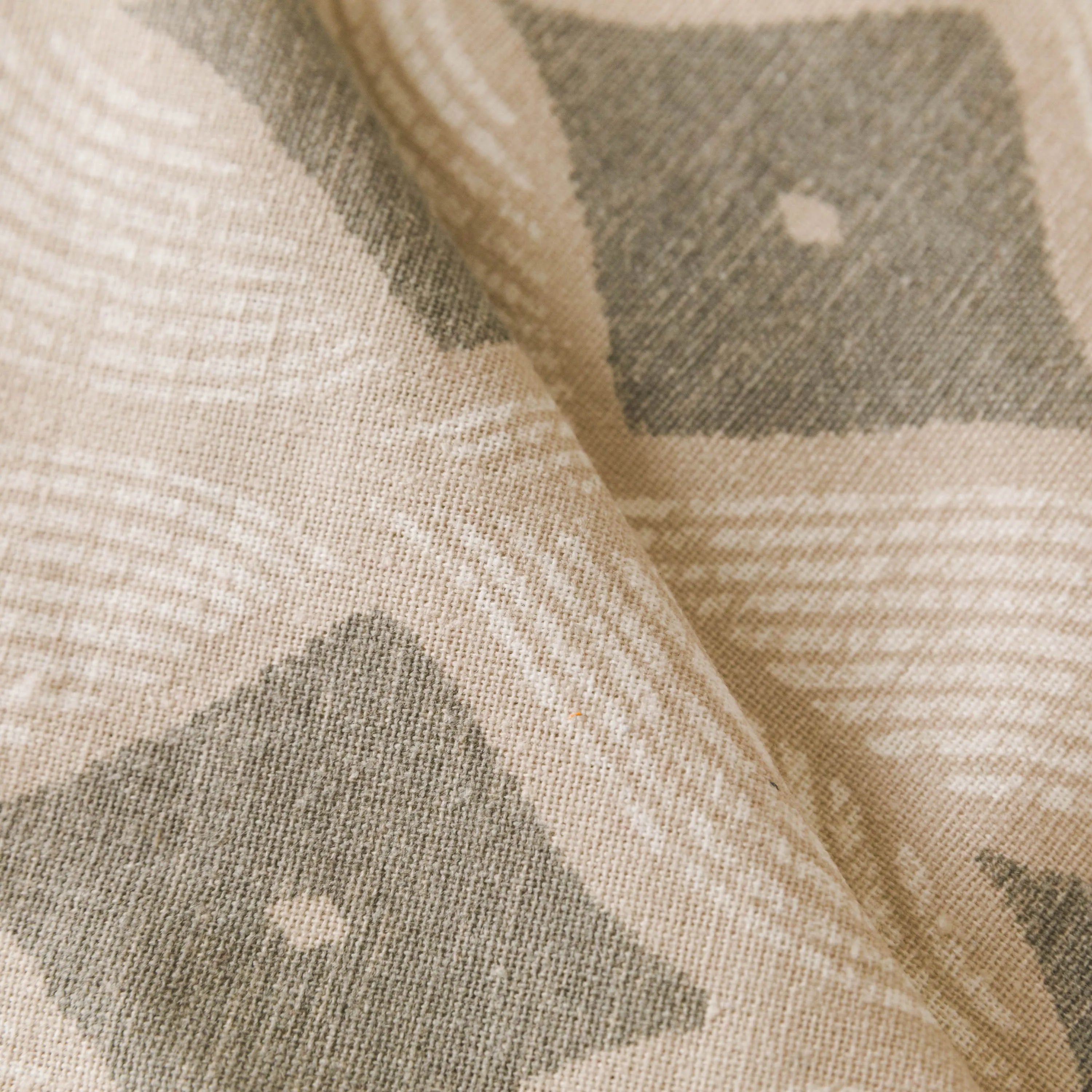 Toalha de mesa Cabot resistente a manchas