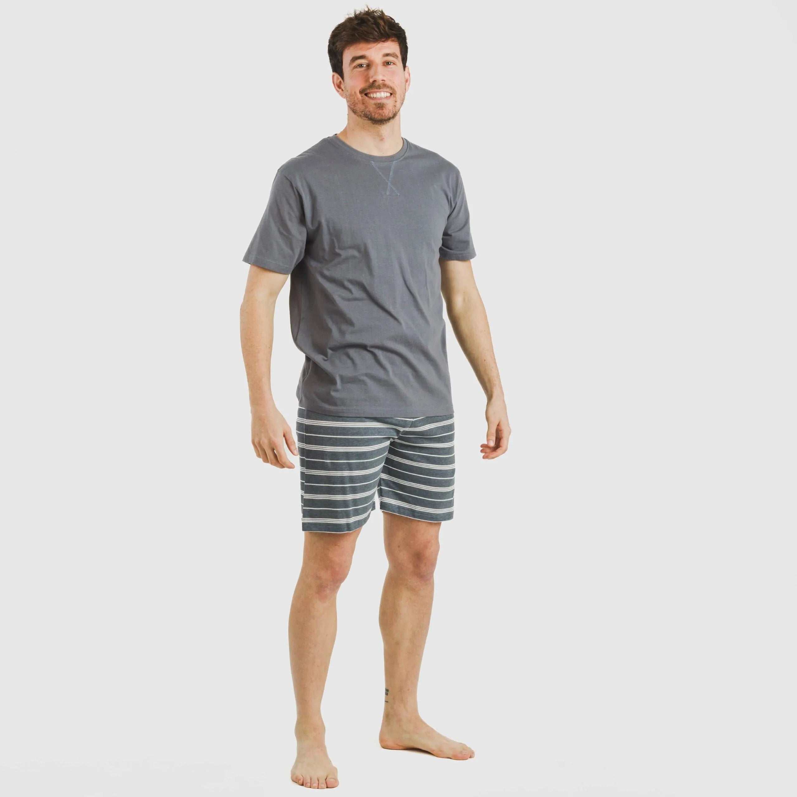 Pijama curto masculino de algodão, Gastur com listras índigo.