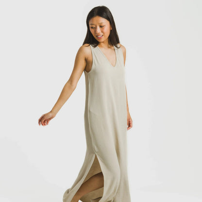 Vestido longo de alças finas em musselina de algodão lisa.