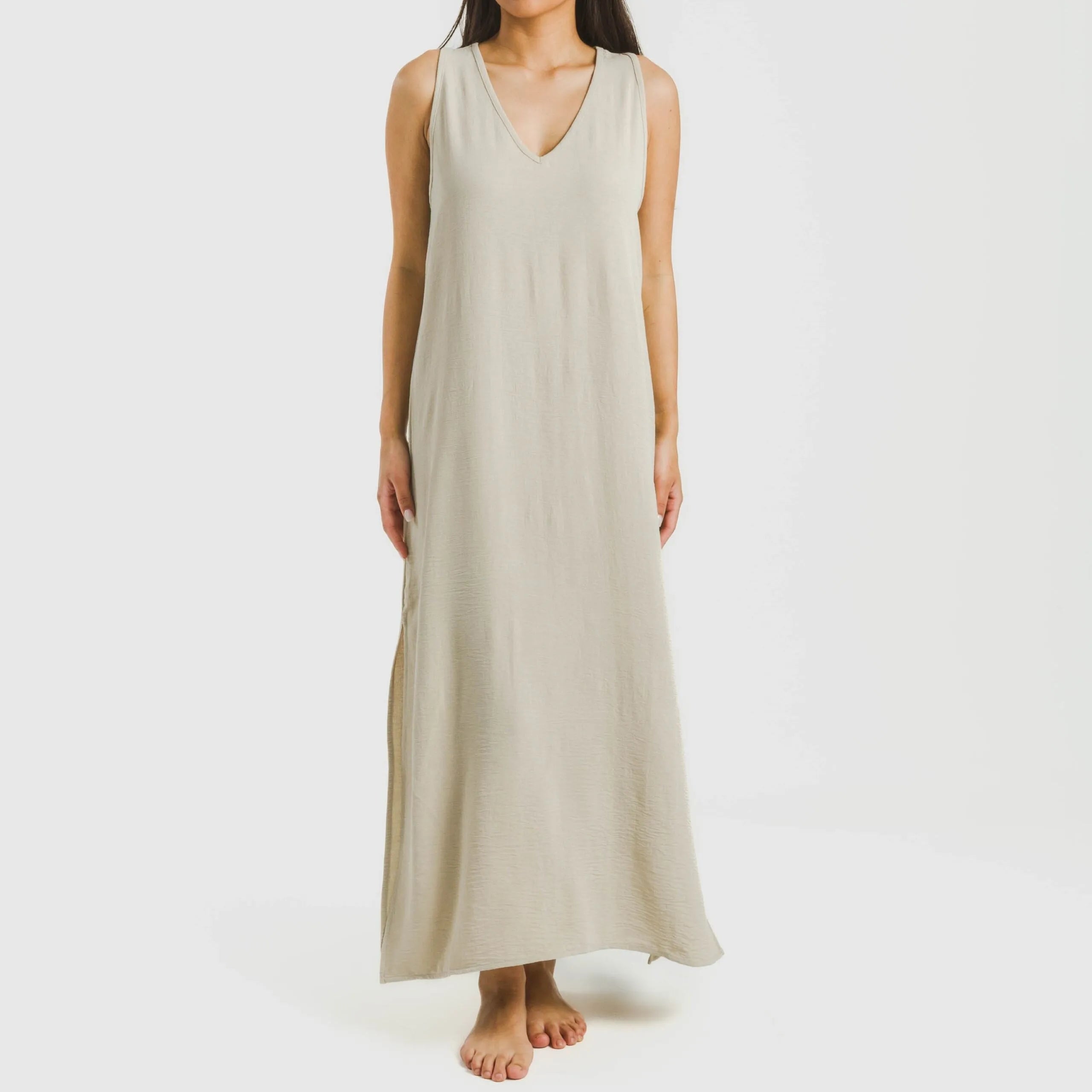 Vestido longo de alças finas em musselina de algodão lisa.