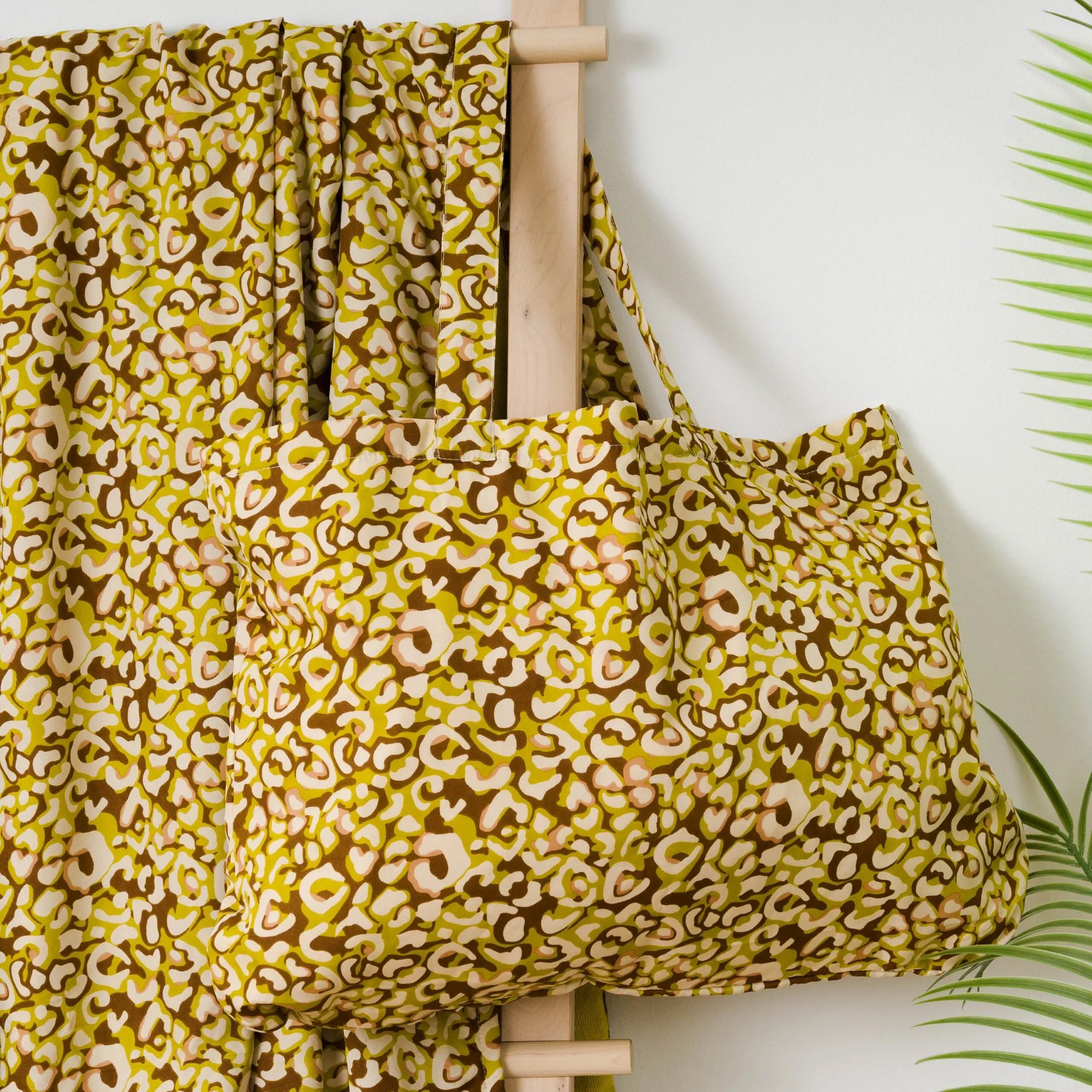 Toalha Pareô + Mochila Milina