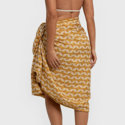 TOALHA PAREO + MOCHILA CALSITA