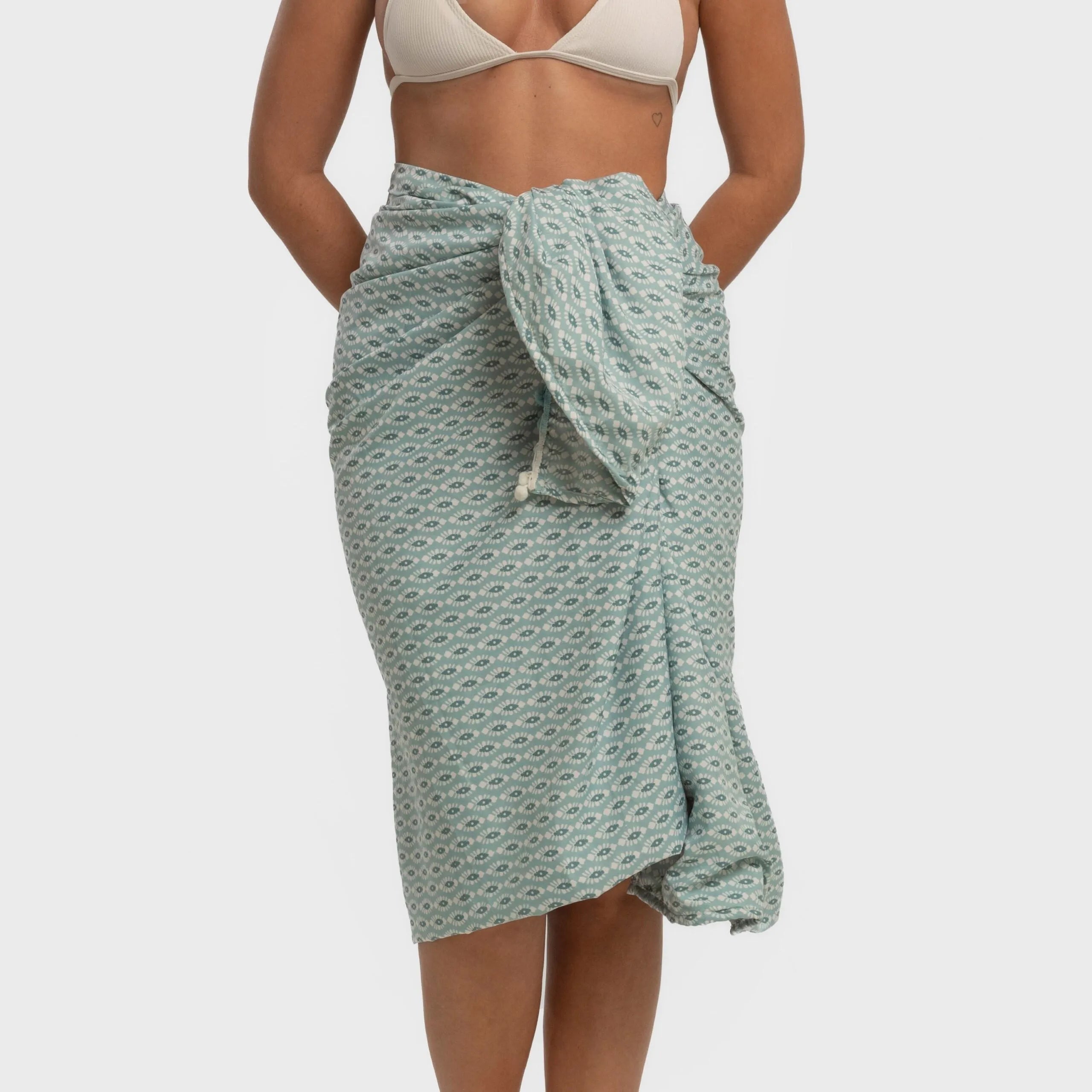 TOALHA PAREO + MOCHILA WALIA