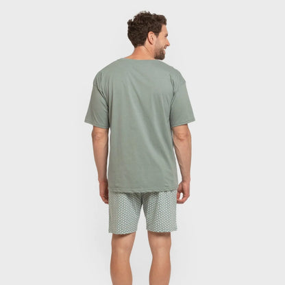 Pijama curto masculino de algodão na cor verde-azulado, estilo ousado.