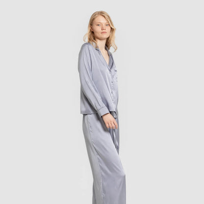 Pijama longo de cetim feminino sexta-feira