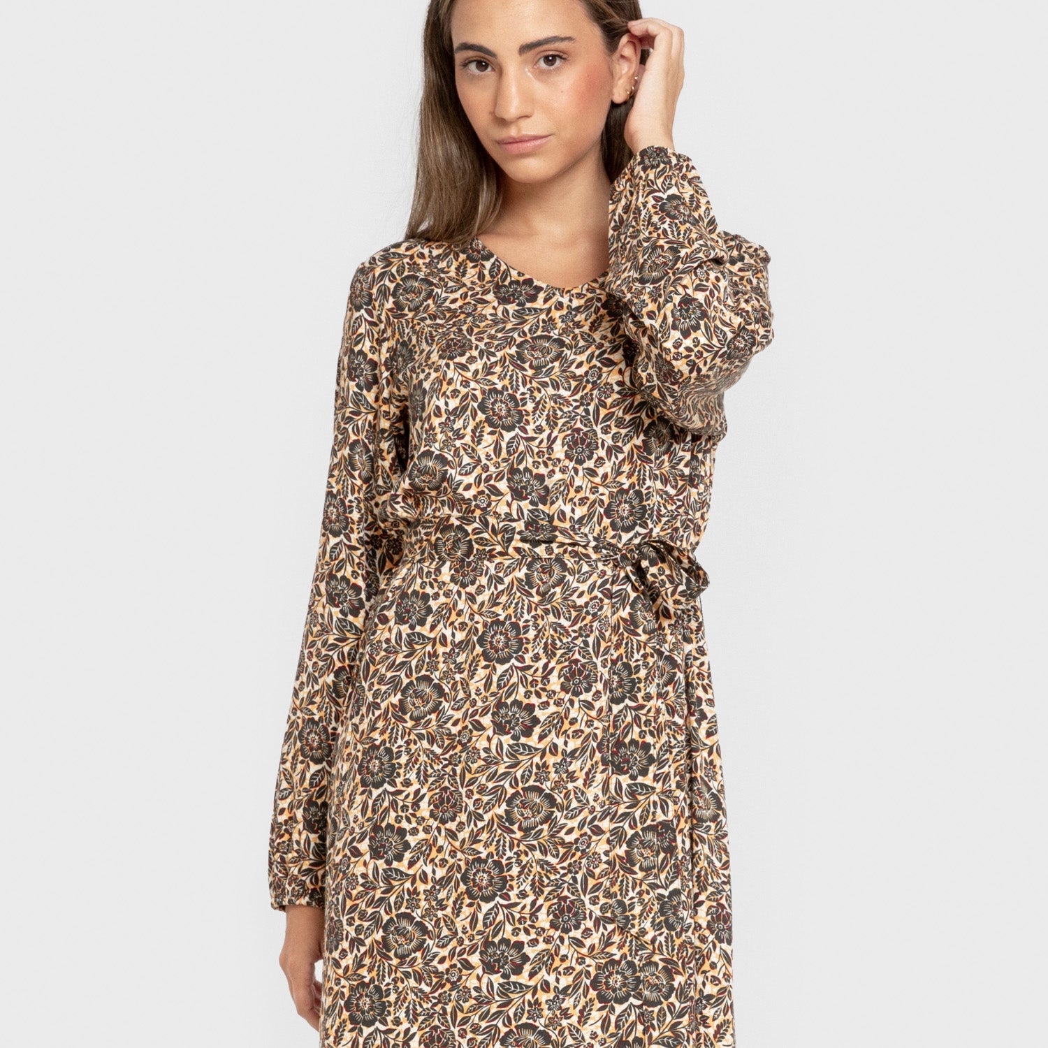 Vestido midi Sophie em viscose com mangas compridas em V.