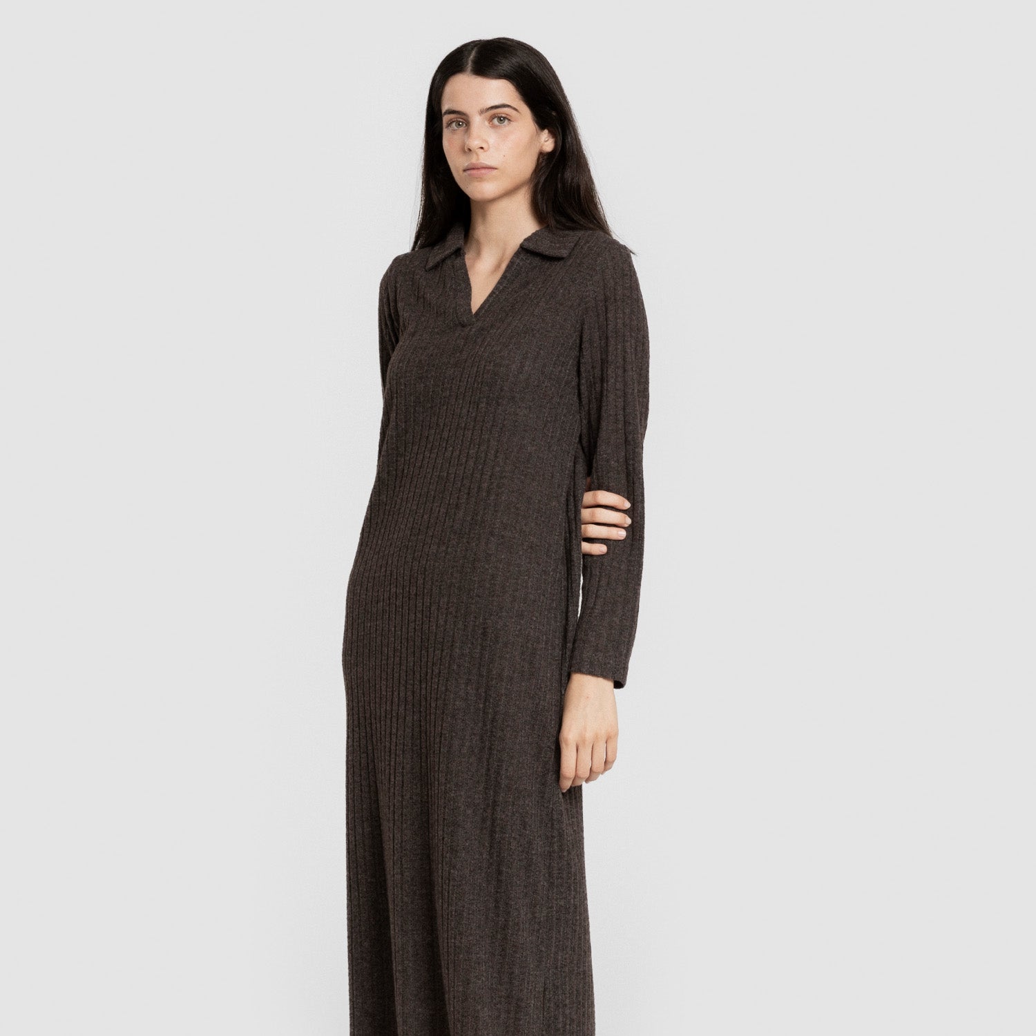 Vestido feminino de manga comprida com lapela canelada, lapela 4x2, cinza carvão