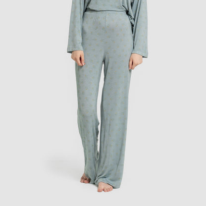 Pijama longo feminino de viscose, cor azul-turquesa, perfeito para a primavera.